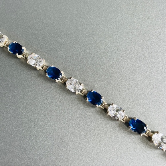 White & Blue Cubic Zirconia Sterling Silver Tennis Bracelet GORGEOUS - Picture 5 of 11